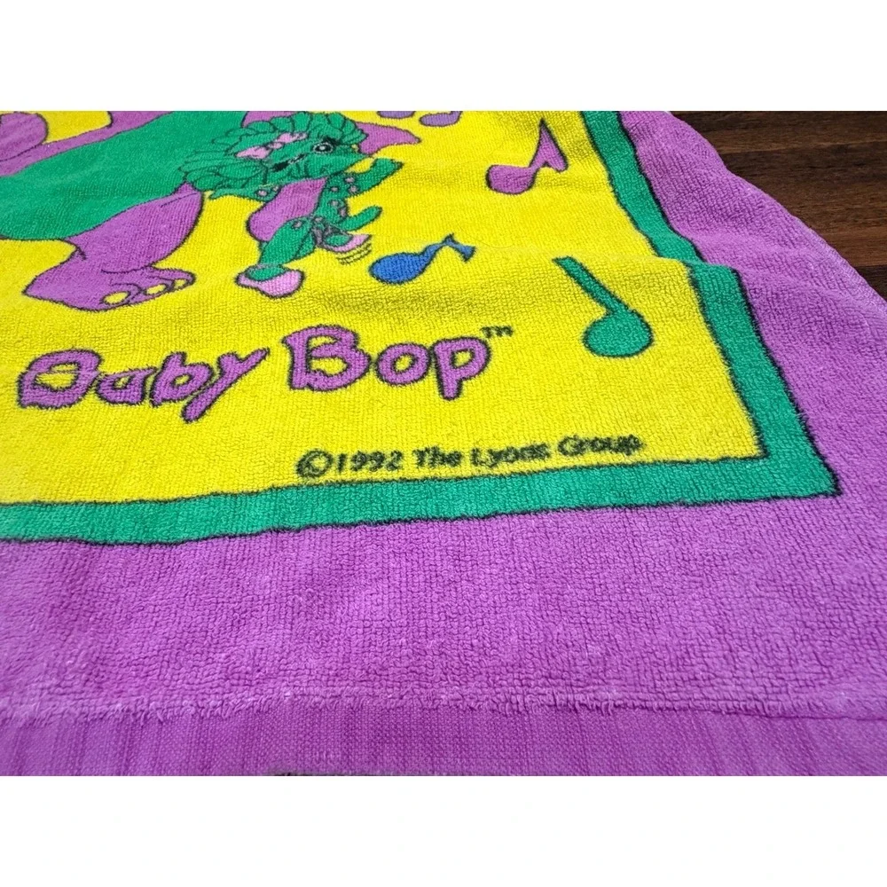 Vintage Y2K Barney & Baby Bop bath/ beach towel 1992.  40x23 inches